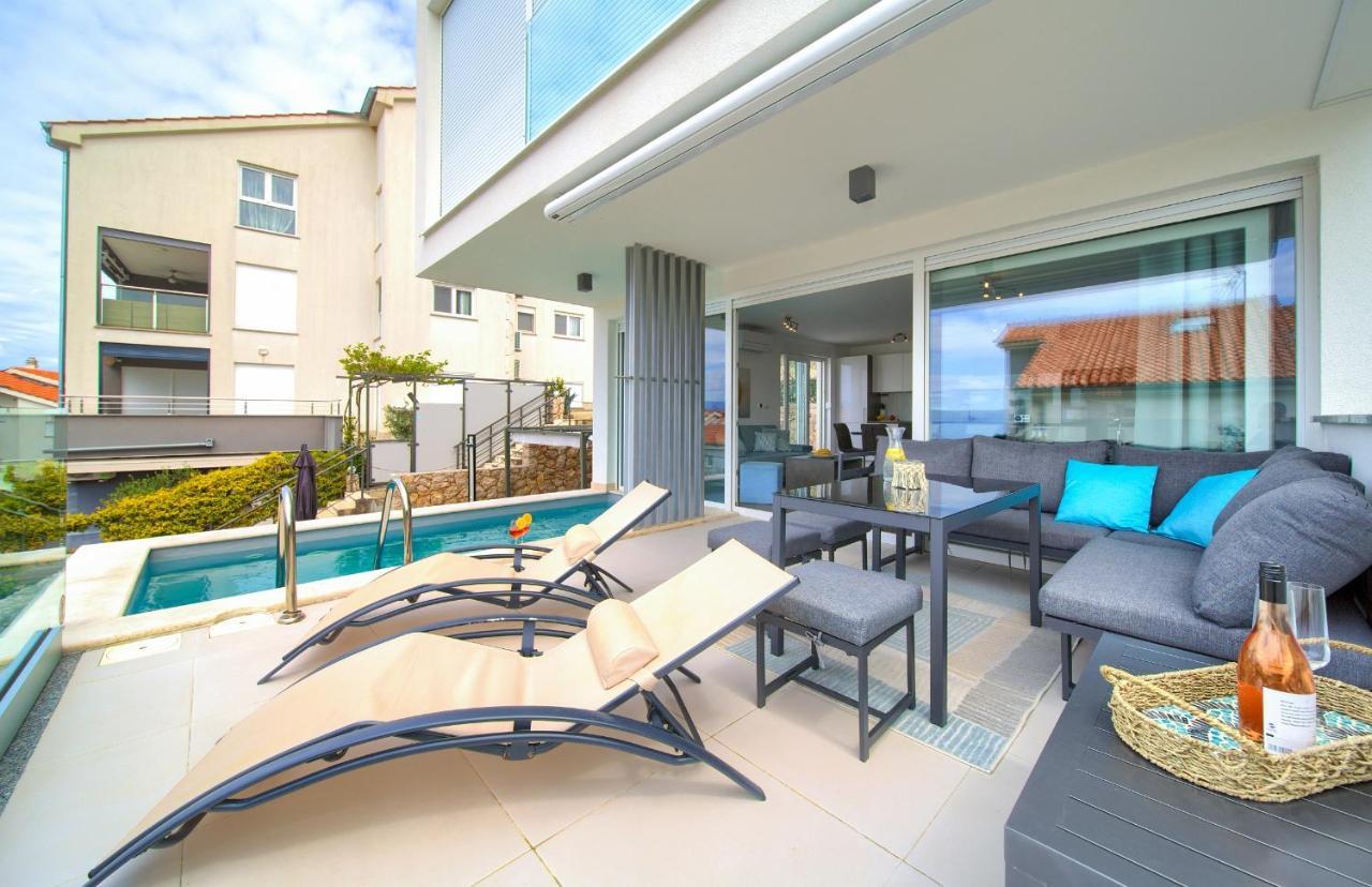 Villa Solis Lacus Modern Apartment - Private Heated Pool - Smart Tv Sky X - Free Parking Njivice Exterior foto
